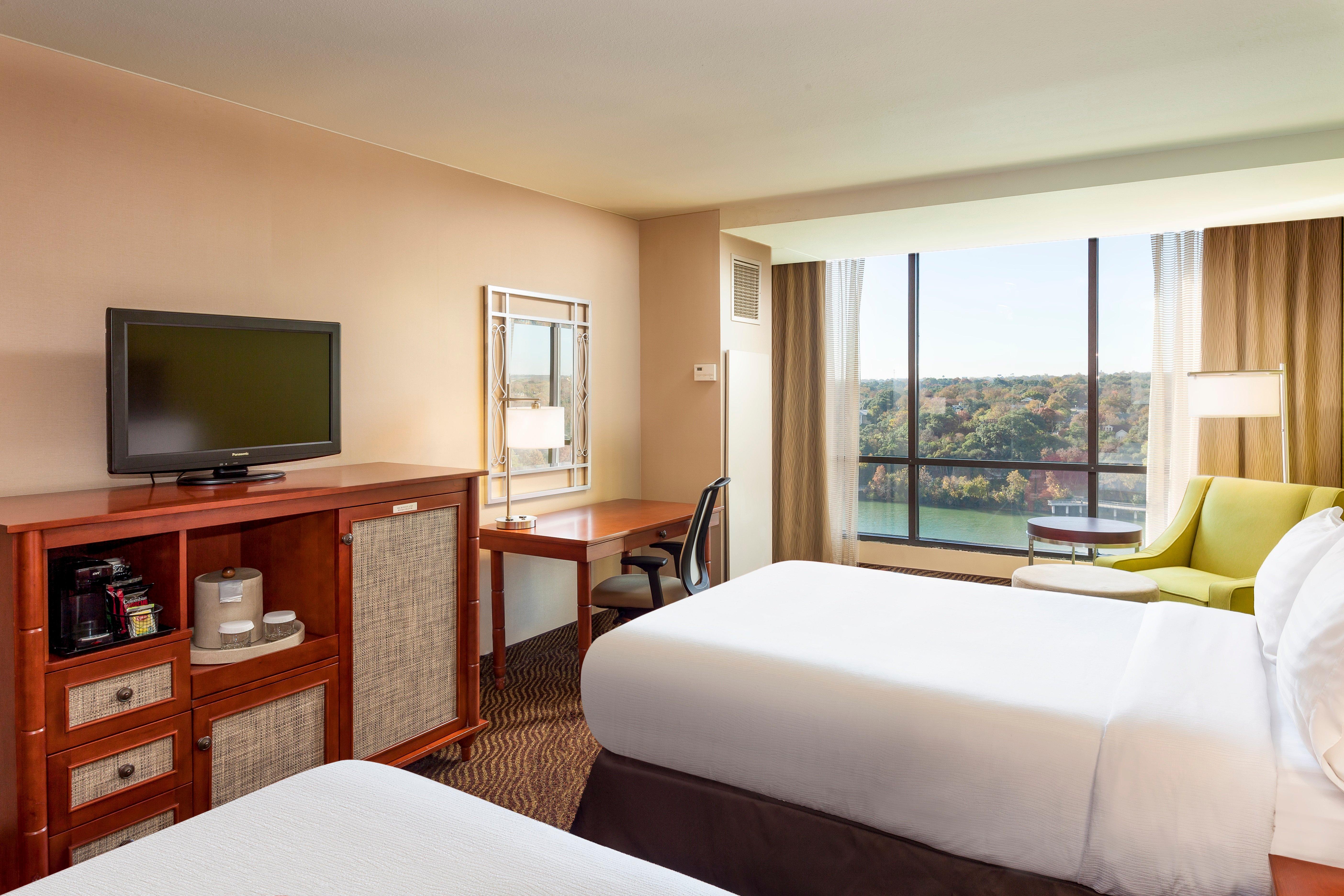 Holiday Inn Austin -Town Lake By Ihg Exteriör bild