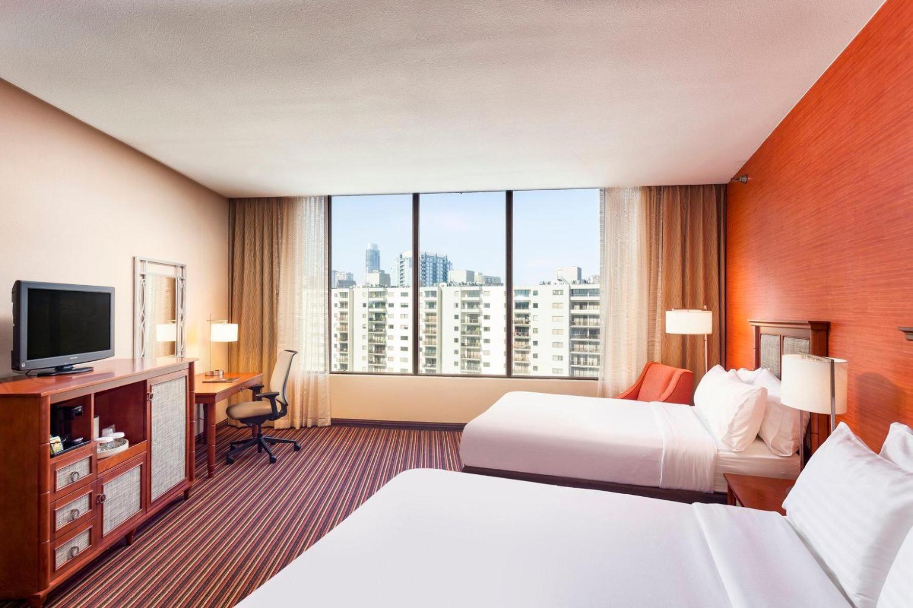 Holiday Inn Austin -Town Lake By Ihg Exteriör bild