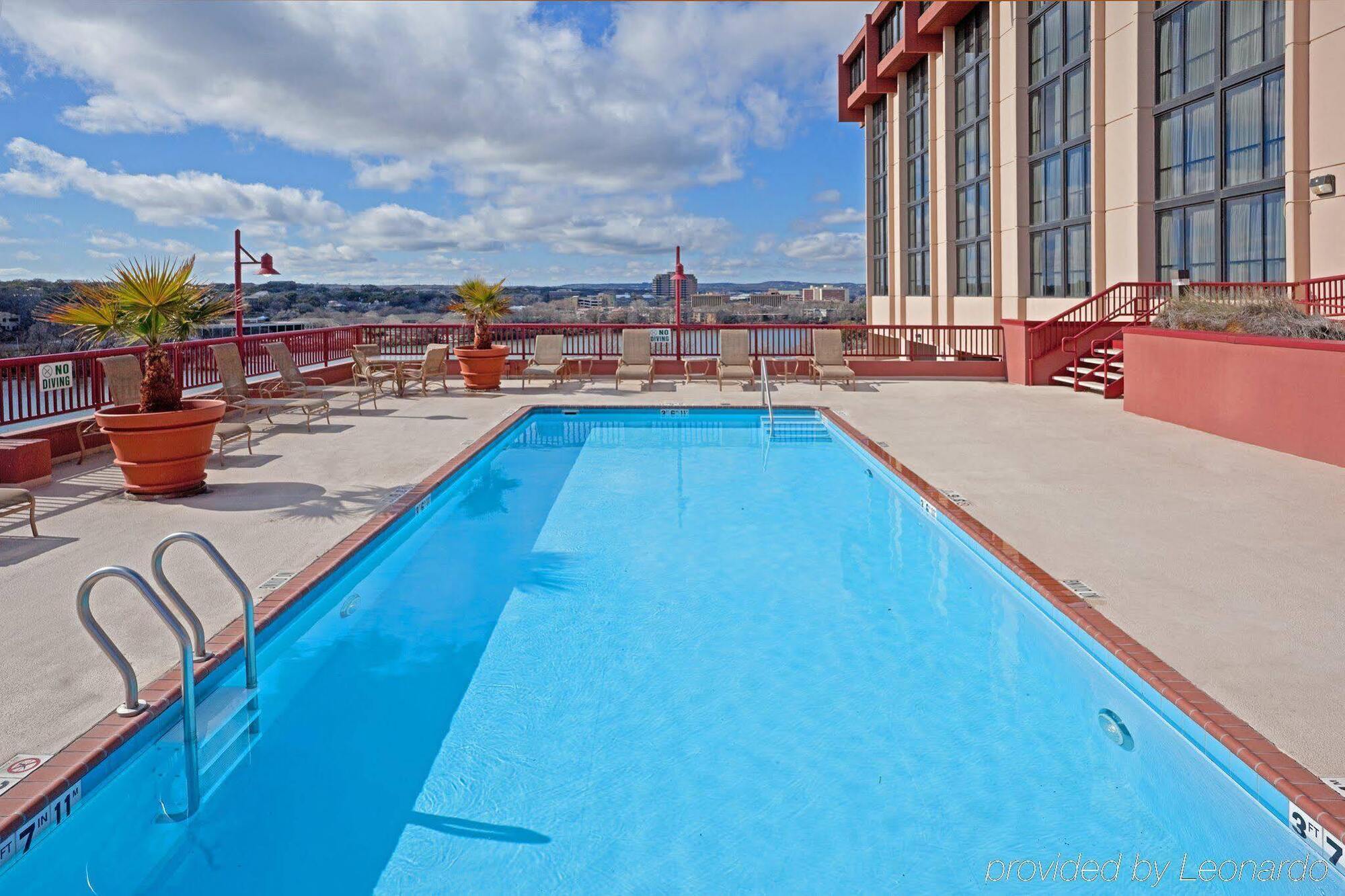Holiday Inn Austin -Town Lake By Ihg Exteriör bild